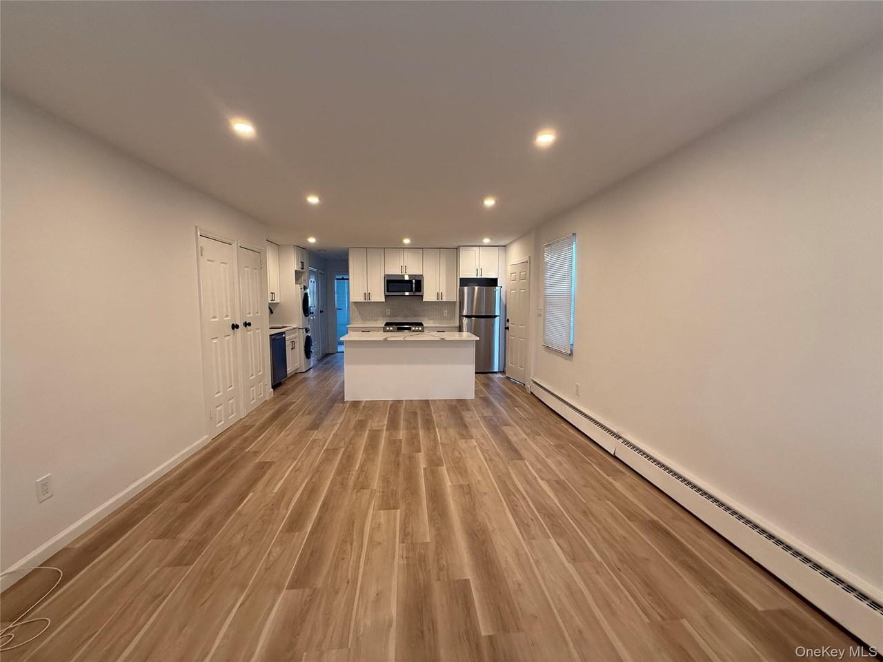 624 E Broadway ##2 - Photo 4 of 13