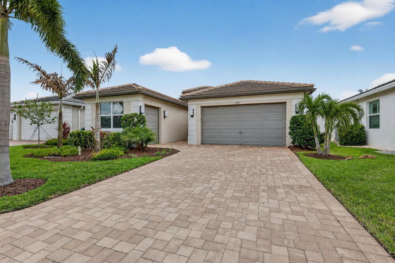 11765 Sw Poseidon Way - Photo 2 of 50