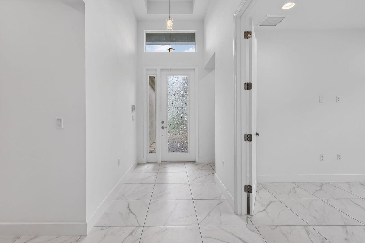 11765 Sw Poseidon Way - Photo 6 of 50