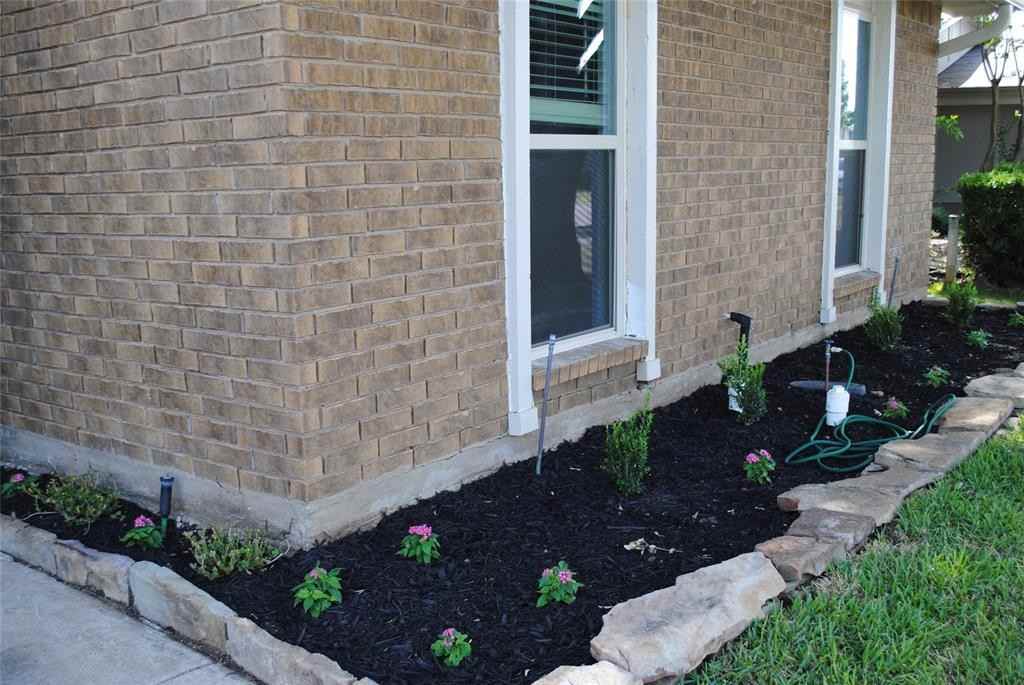 5241 Reed Dr - Photo 3 of 27