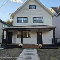featured image of 1105 Quincy Ave