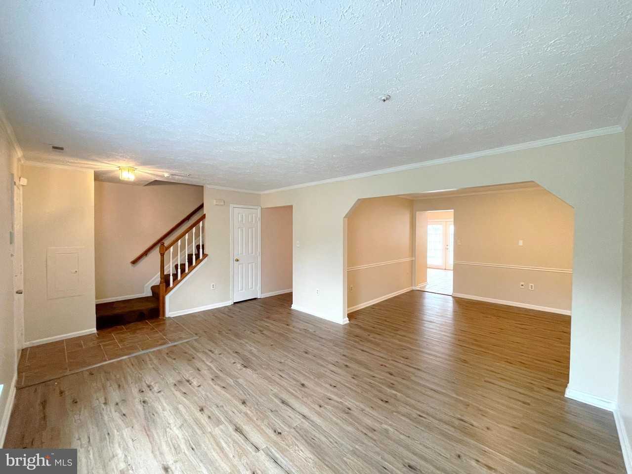5213 Grunion Pl - Photo 5 of 28
