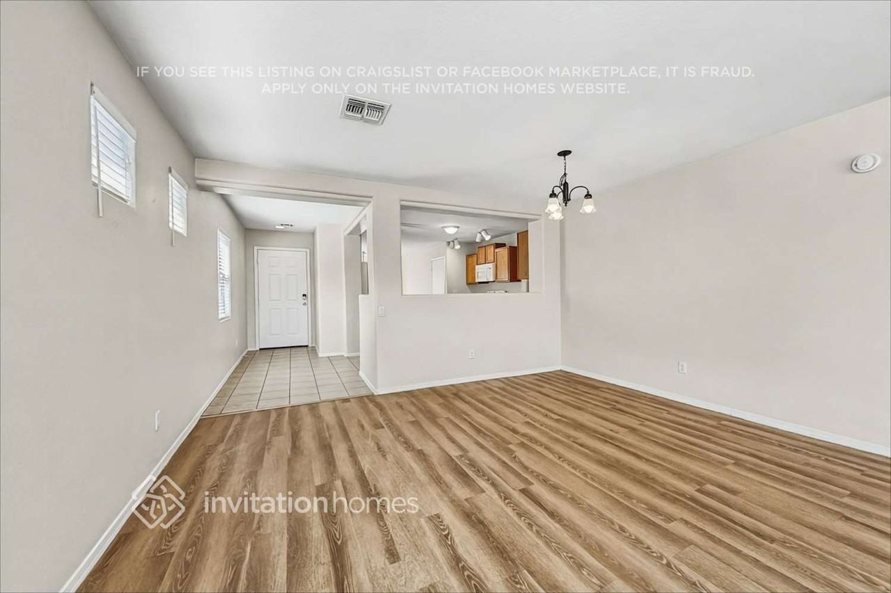 43893 W Cowpath Rd - Photo 6 of 19