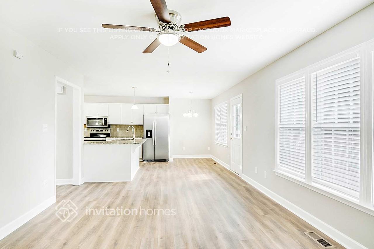 109 Woodsorrell Ct - Photo 5 of 27