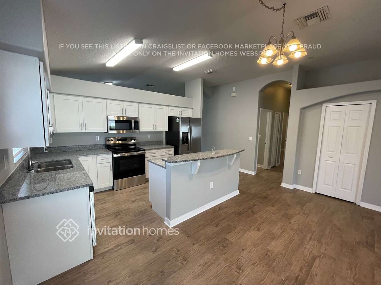 7413 Pulteney Dr - Photo 4 of 16
