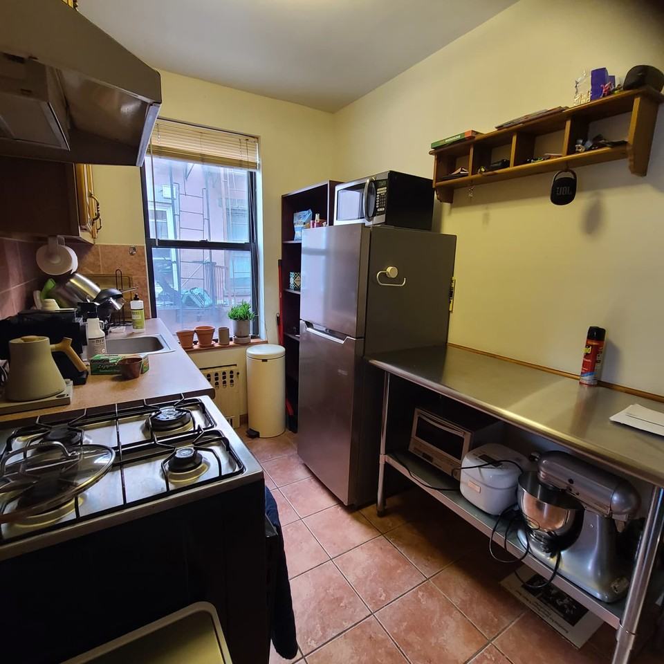 120 India Street #2 FL. - Photo 4 of 10