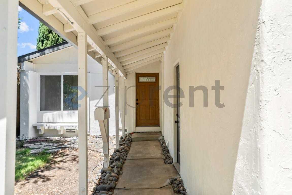 6944 Heaton Moor Dr - Photo 4 of 23