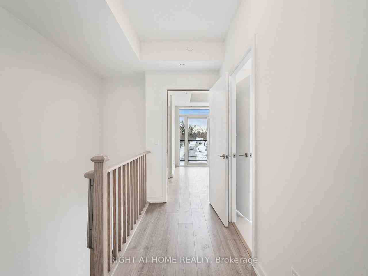 260 Finch Avenue East - Photo 15