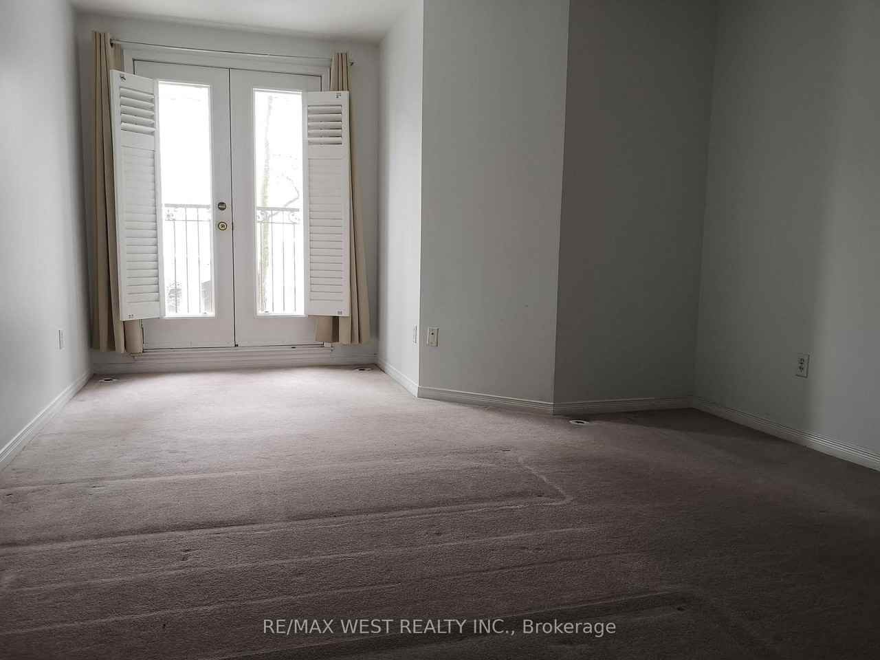 108 Finch Avenue West - Photo 12