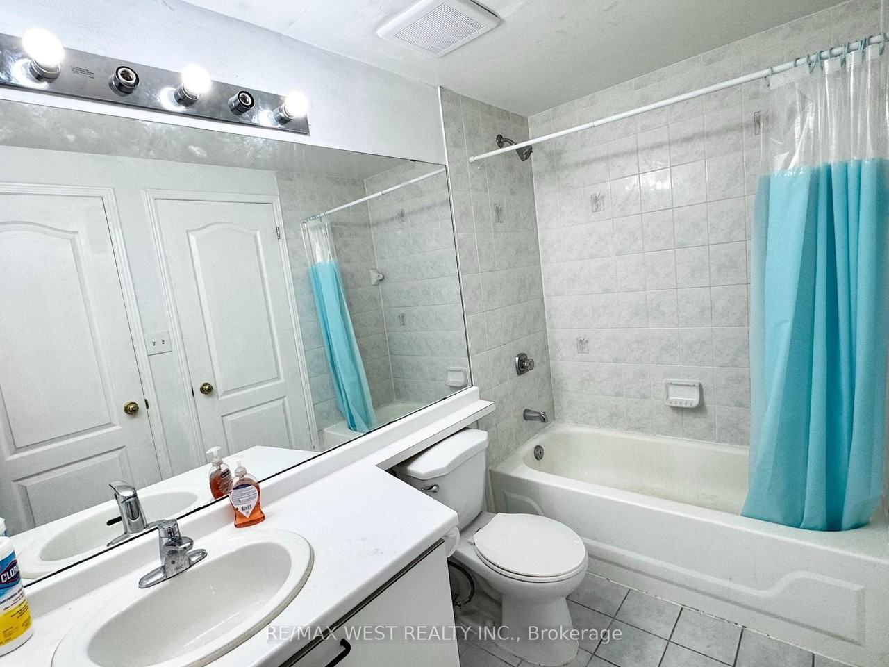 108 Finch Avenue West - Photo 13