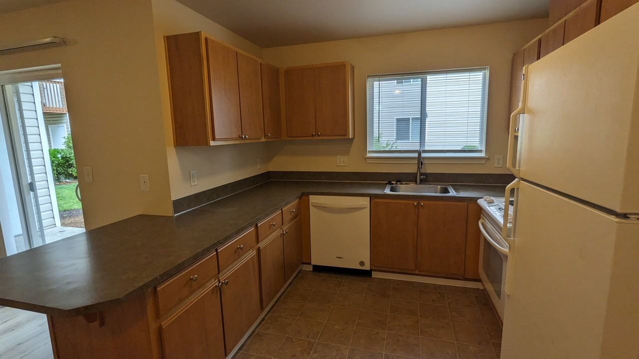 Wellesley Park Apartments - Photo 4 of 50