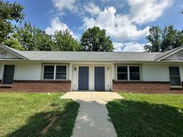 featured image of 1622 S Curry Pike
