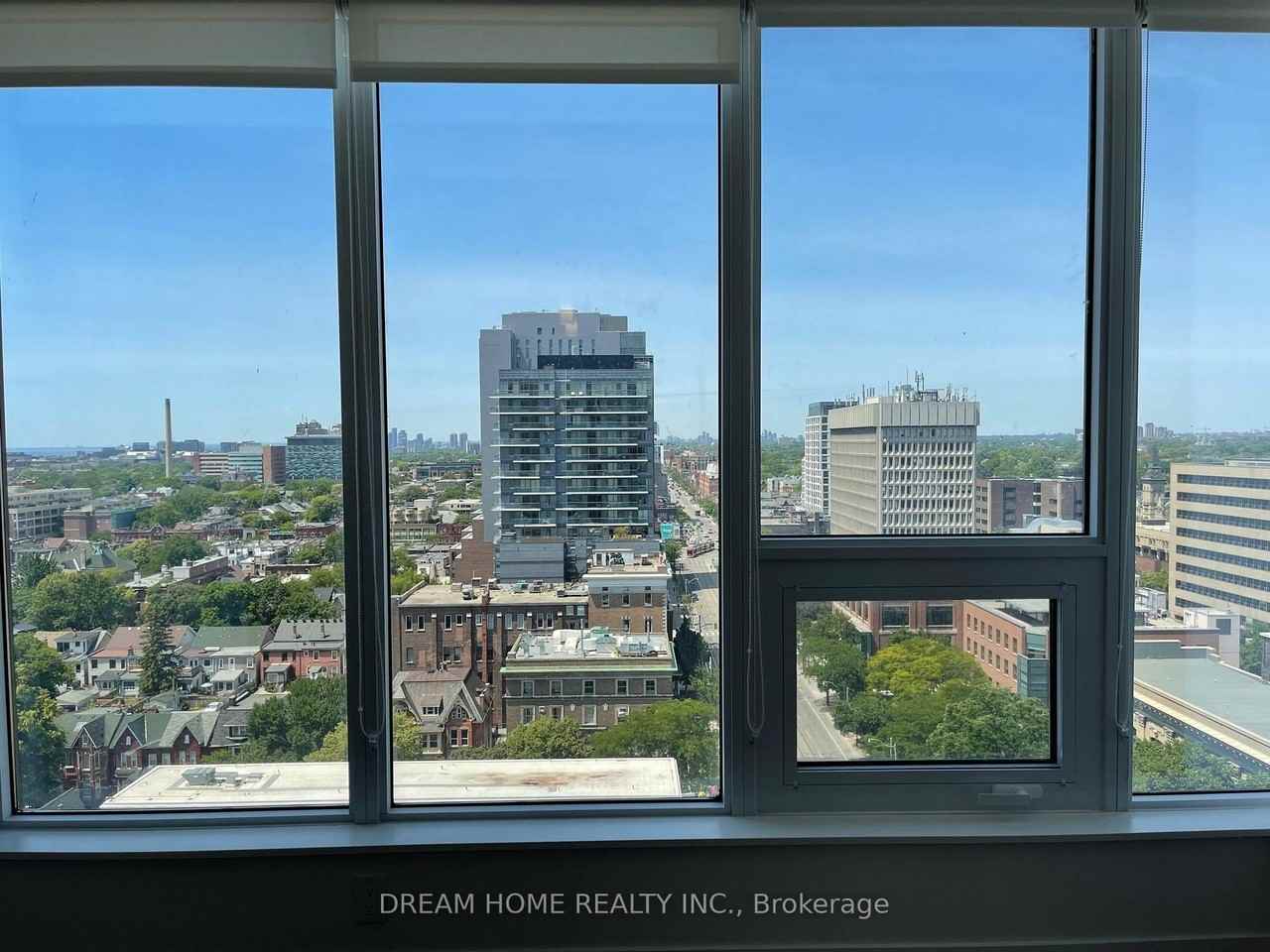 203 College Street - Photo 10