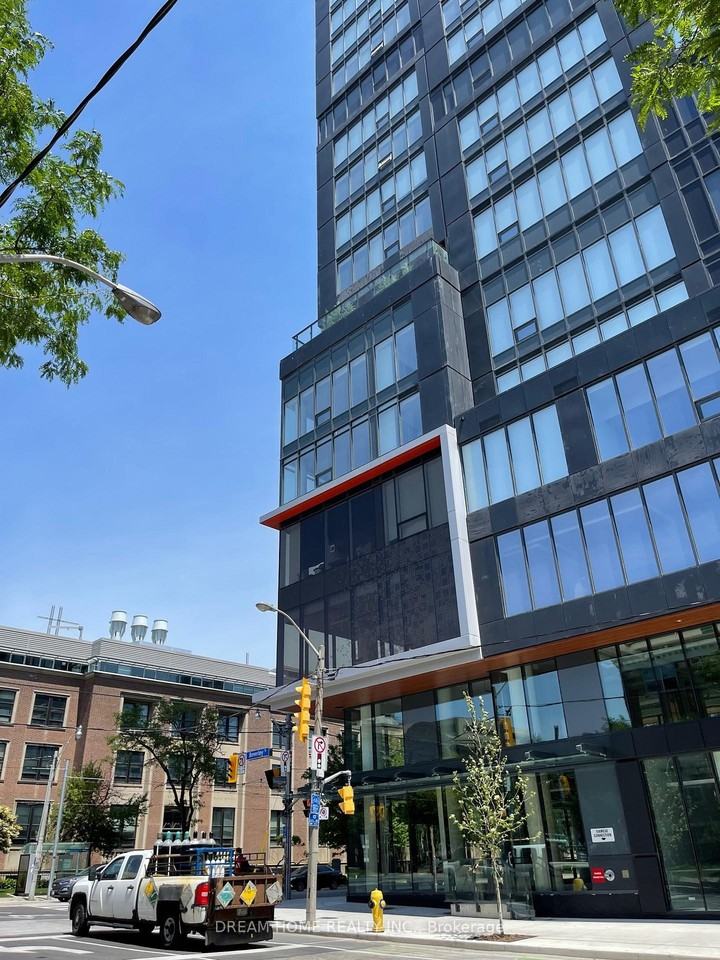 203 College Street - Photo 18