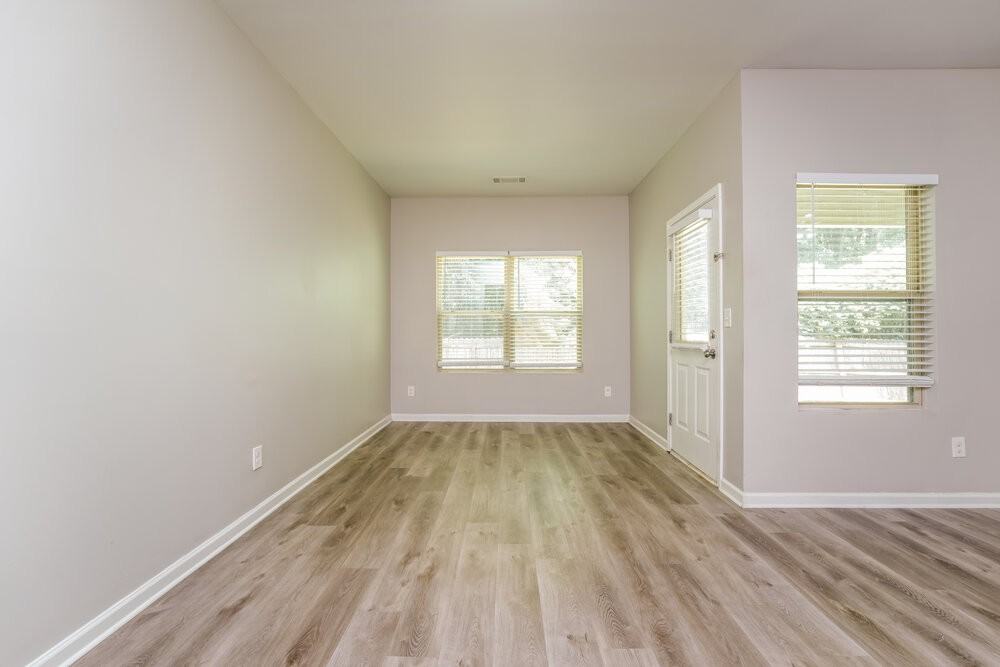 3517 Mica Cir Se - Photo 6 of 16