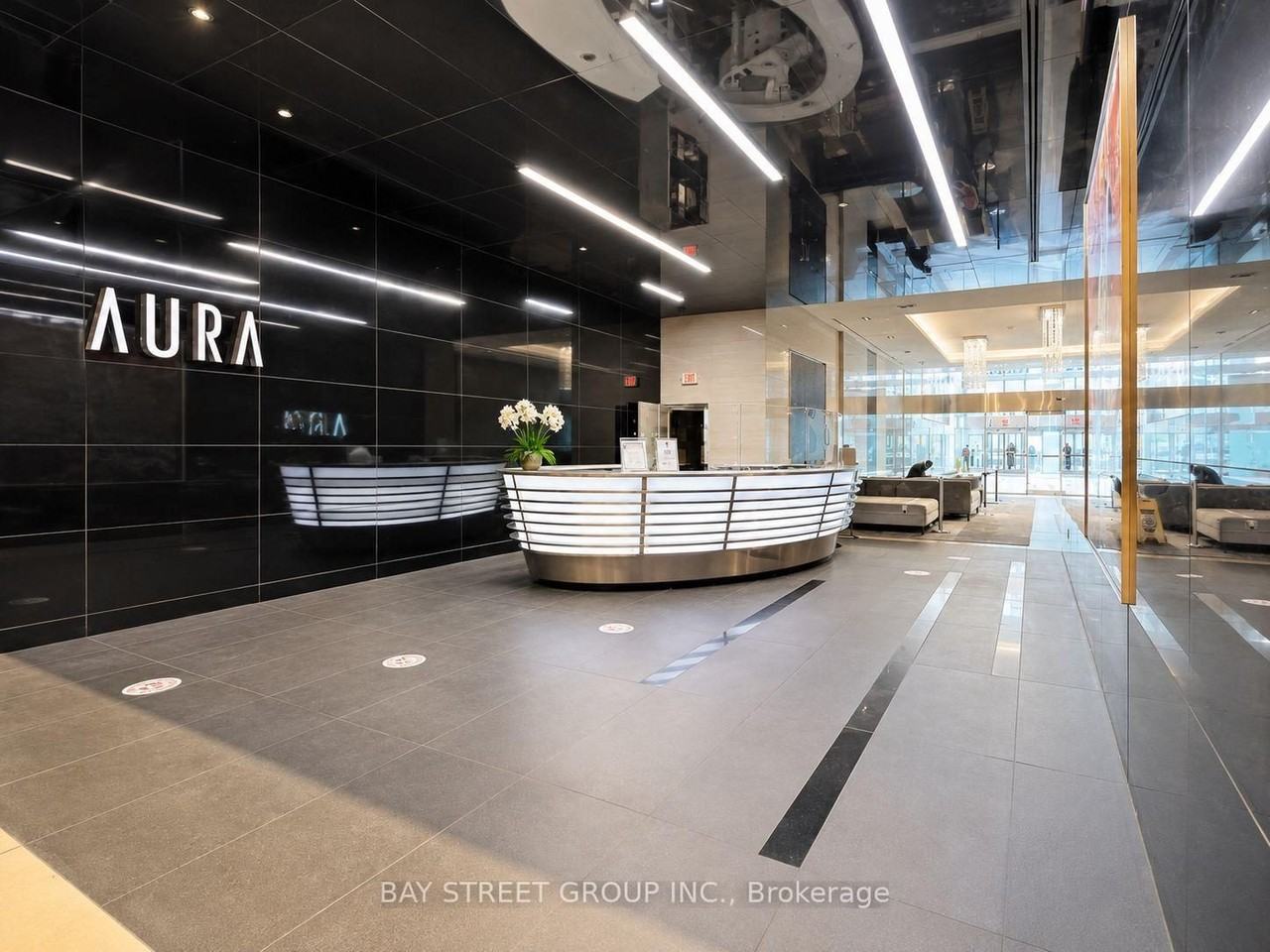 386 Yonge Street - Photo 4