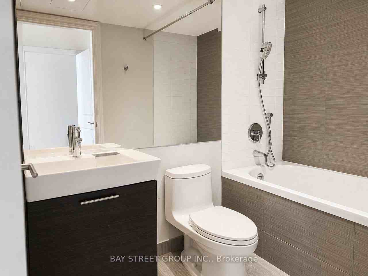 386 Yonge Street - Photo 6