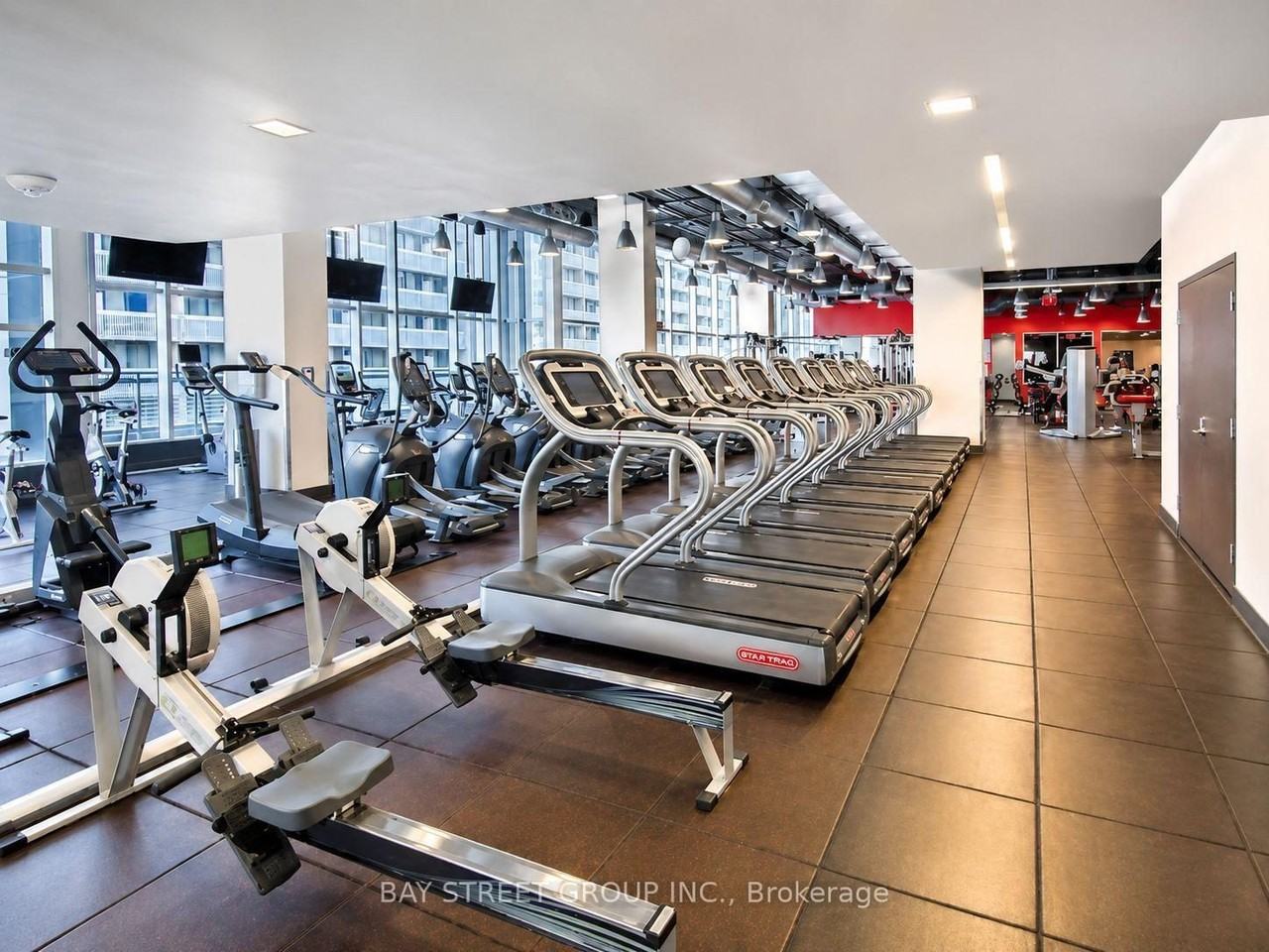 386 Yonge Street - Photo 13