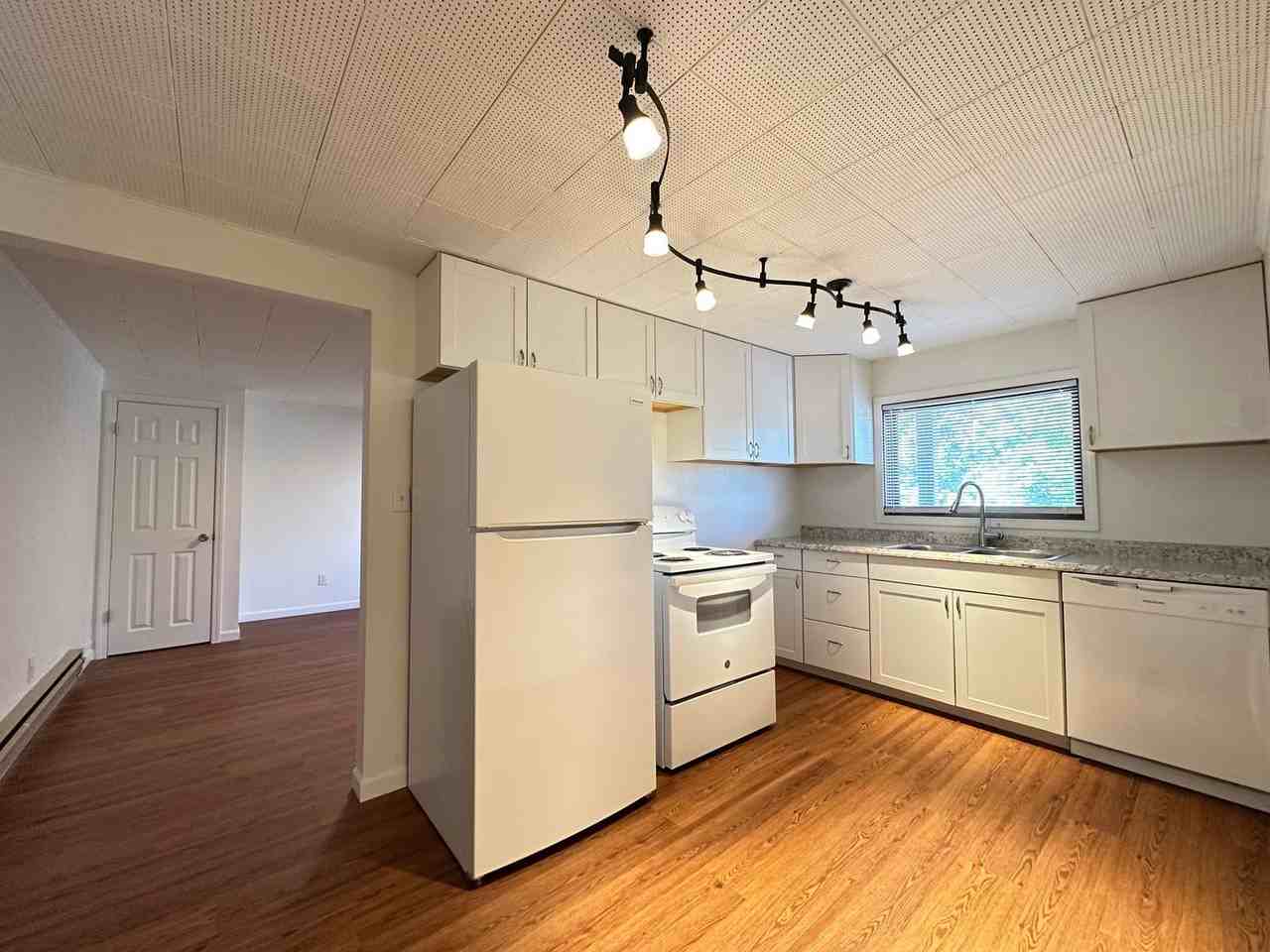 1818 West 8th - Photo 2 of 21