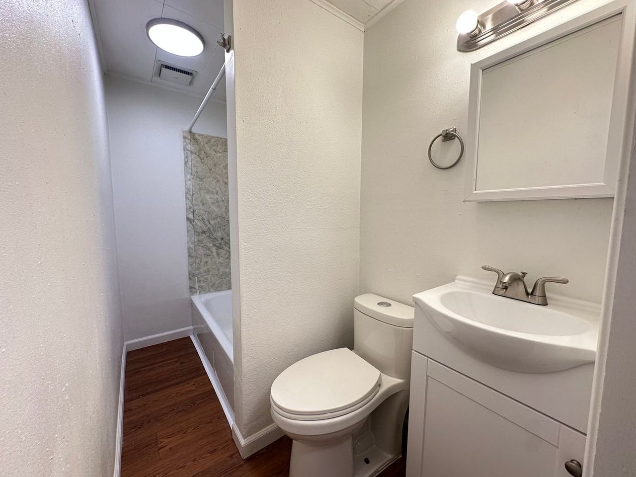 1818 West 8th - Photo 6 of 21