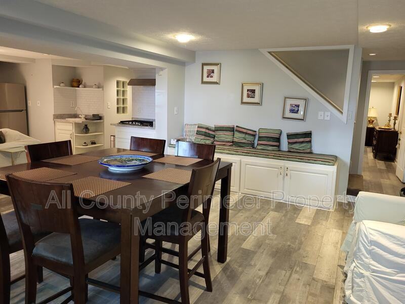 1311 Mile Post Dr - Photo 5 of 17
