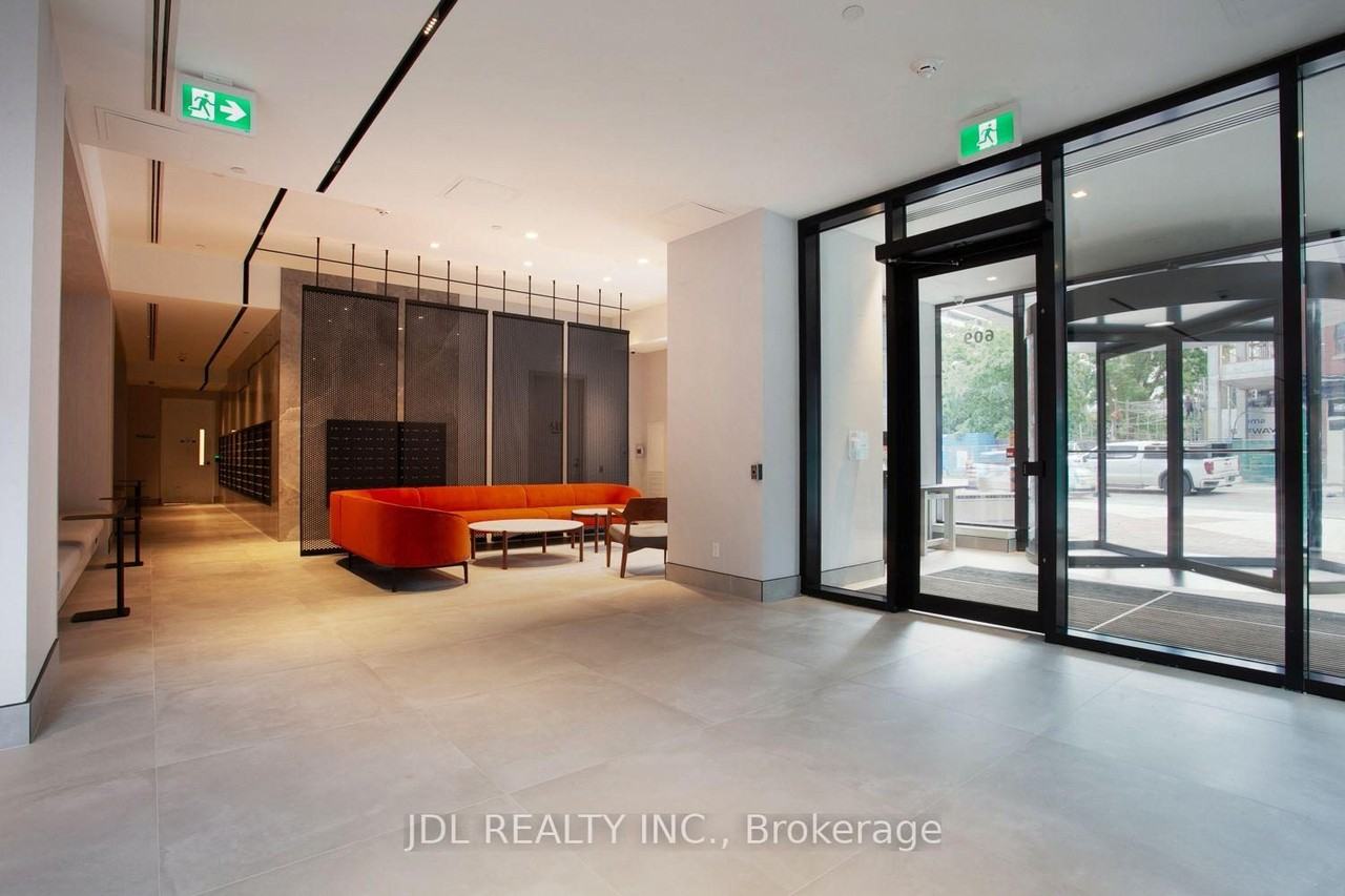 609 Sherbourne Street - Photo 34
