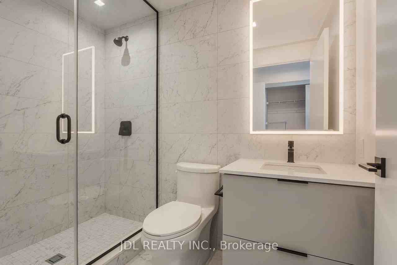 609 Sherbourne Street - Photo 39