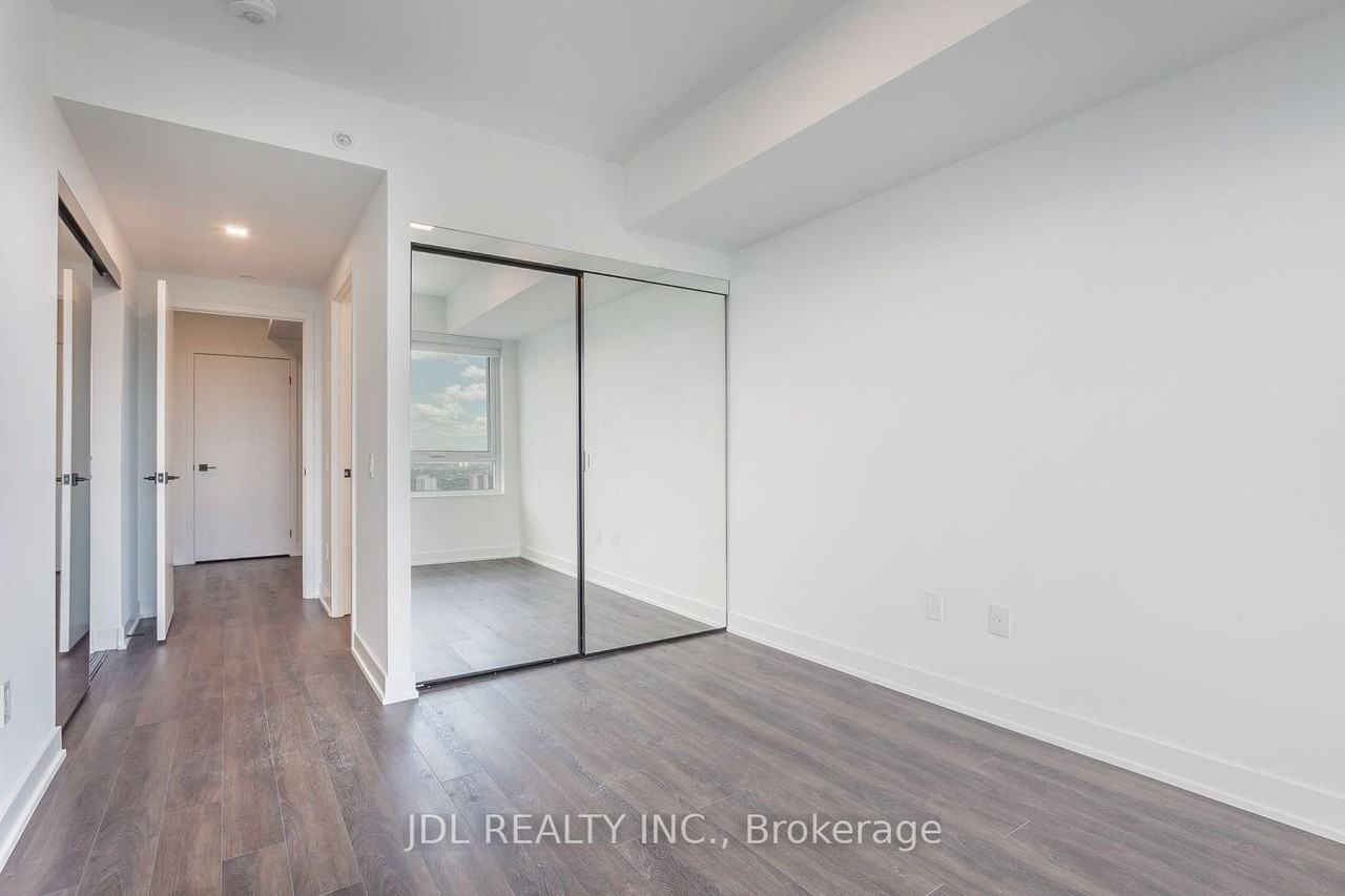 609 Sherbourne Street - Photo 42