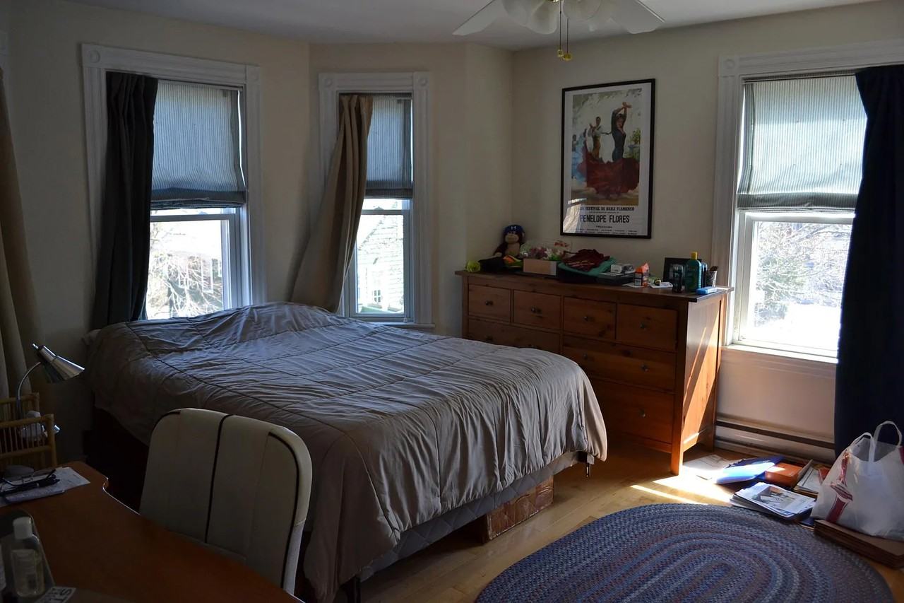 37 Sargent St #3 - Photo 3 of 11