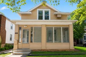 featured image of 608 8th St Se
