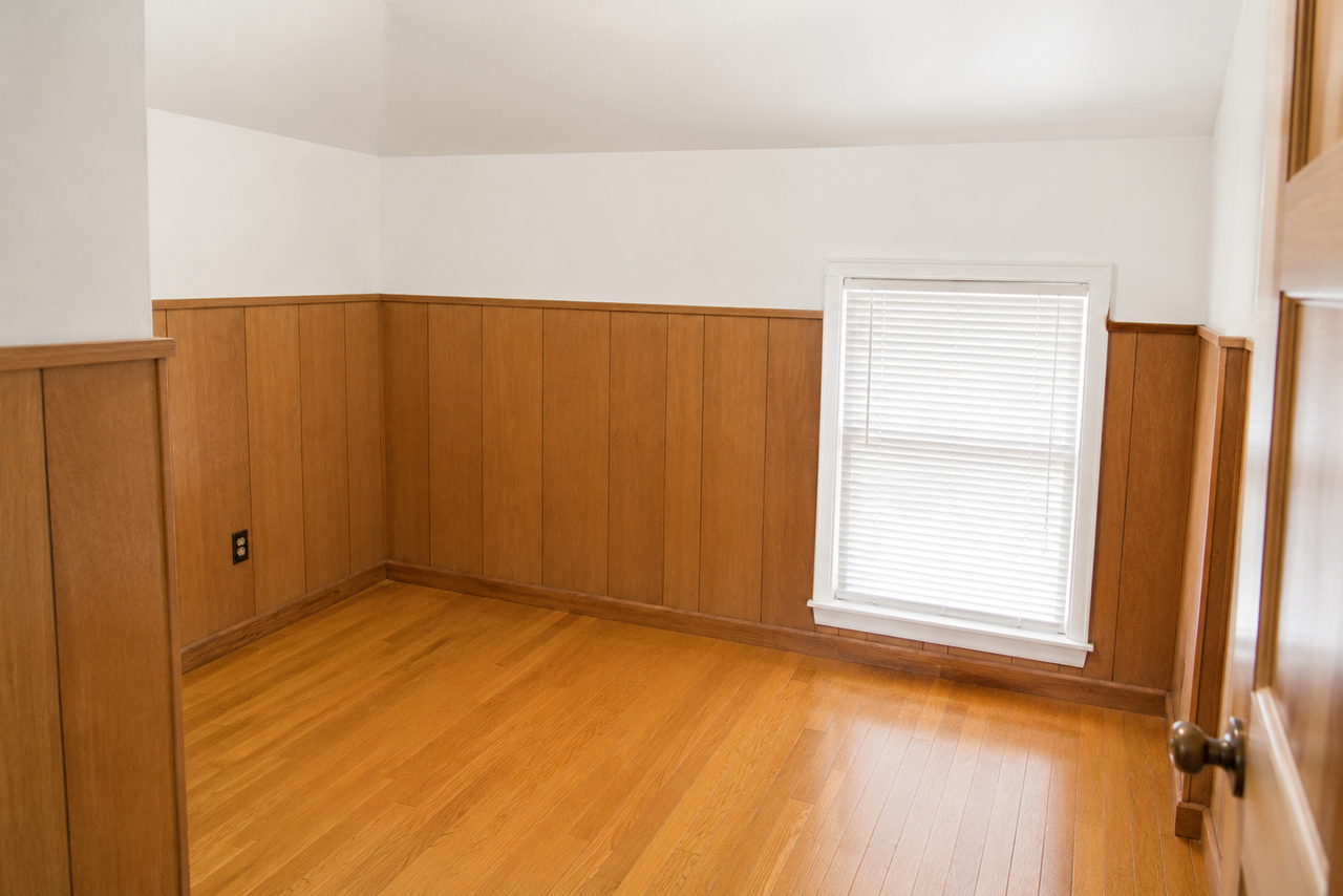608 8th St Se - Photo 5 of 18