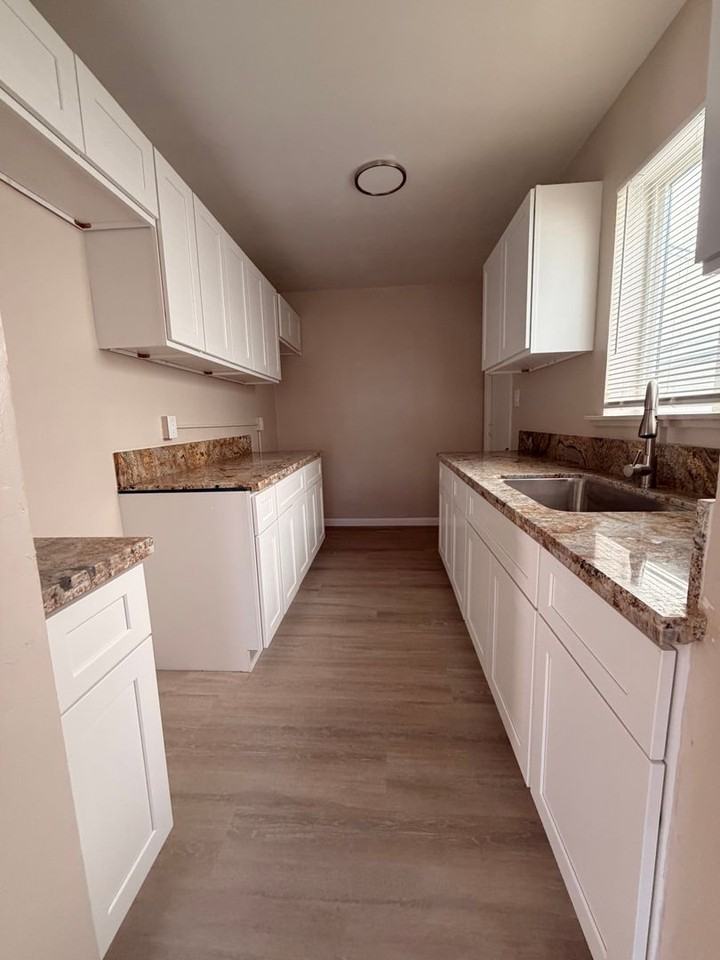 Chester Lane - Photo 7 of 22