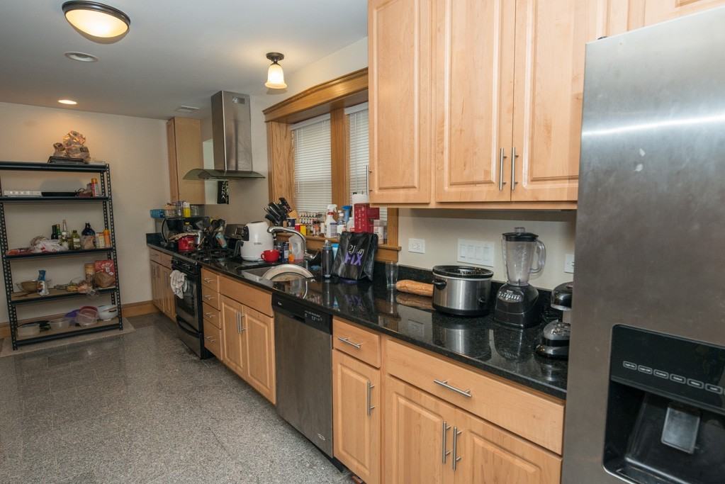 2448 N Campbell Ave #G - Photo 4 of 20
