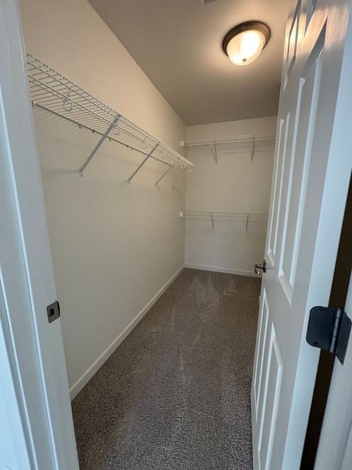 7361 30th St S - Photo 3 of 5