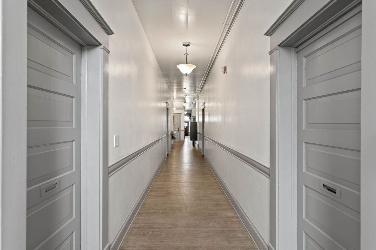 Lascelle Apartments - Photo 4 of 27