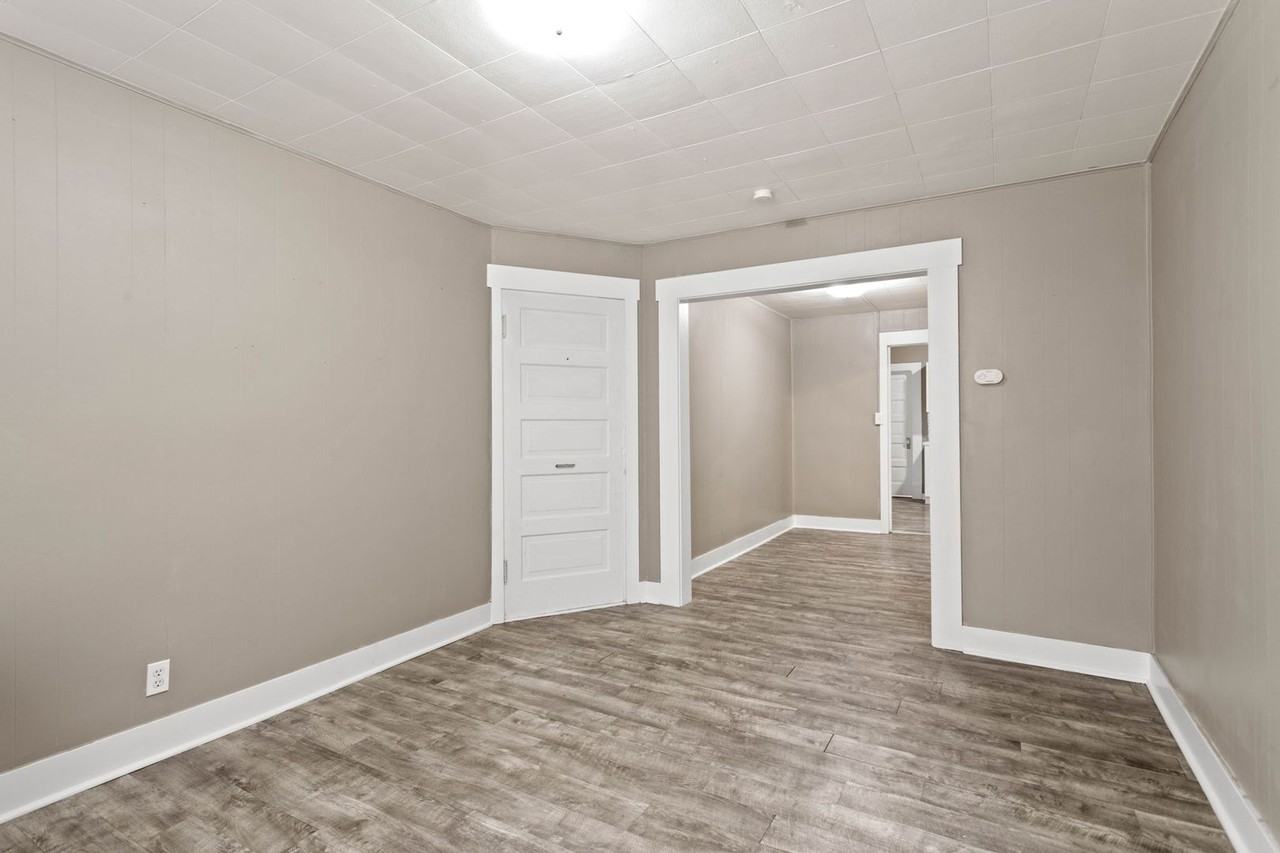 Lascelle Apartments - Photo 5 of 27