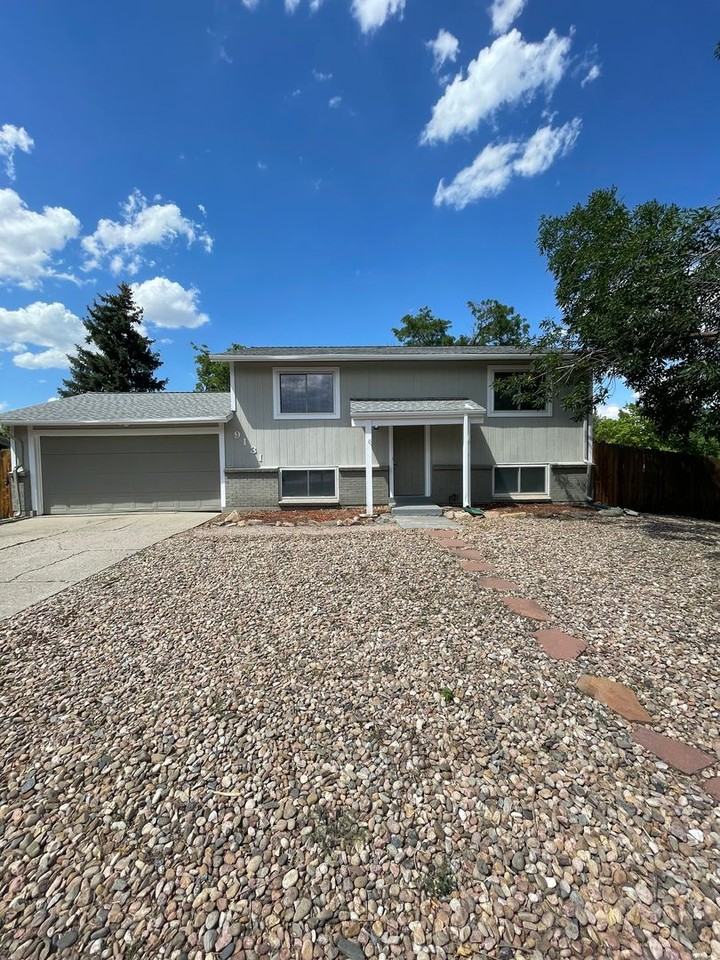 9131 W 90th Pl