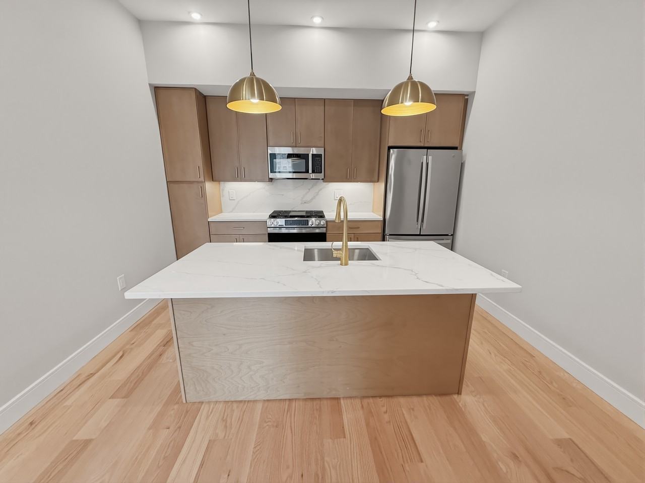 29 Clinton Avenue #2 - Photo 5 of 33