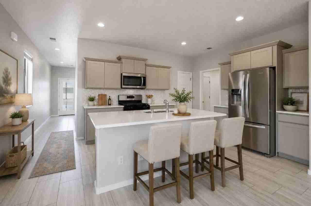 3205 Tazanita Loop Se - Photo 5 of 40