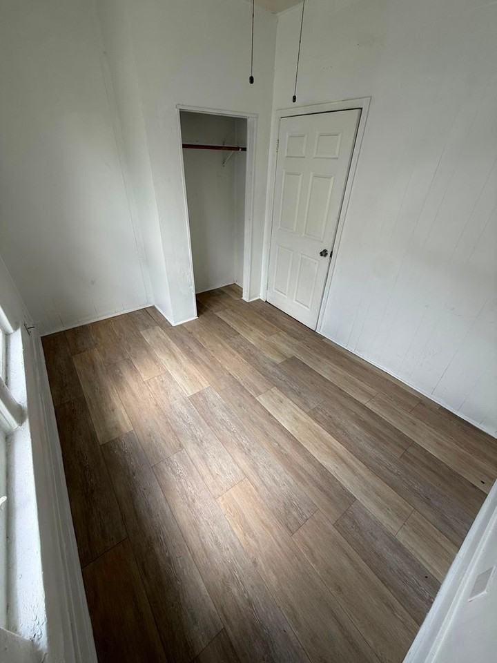 1380 Liveoak St - Photo 6 of 9