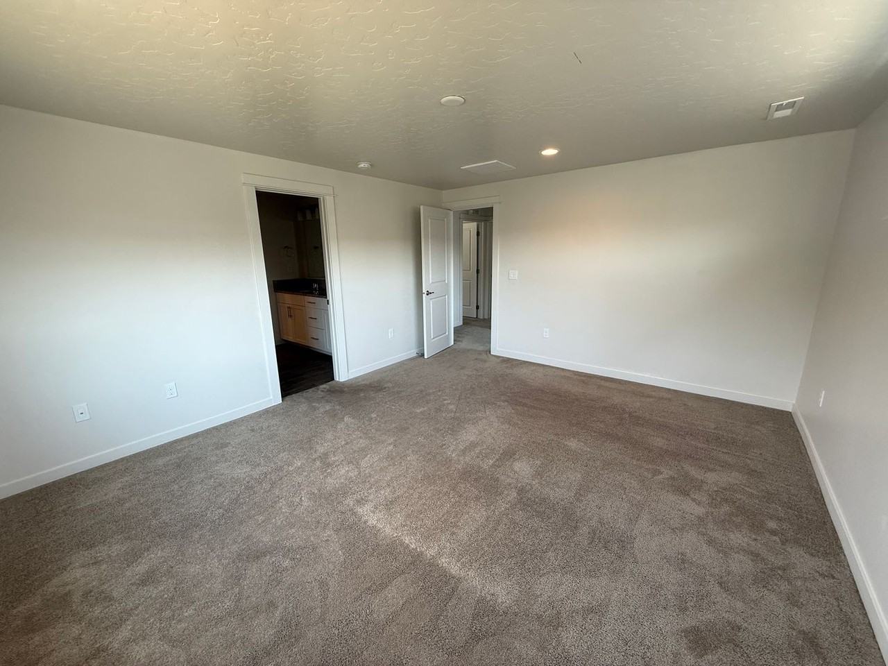 3327 S Cabin Creek Way - Photo 7 of 18