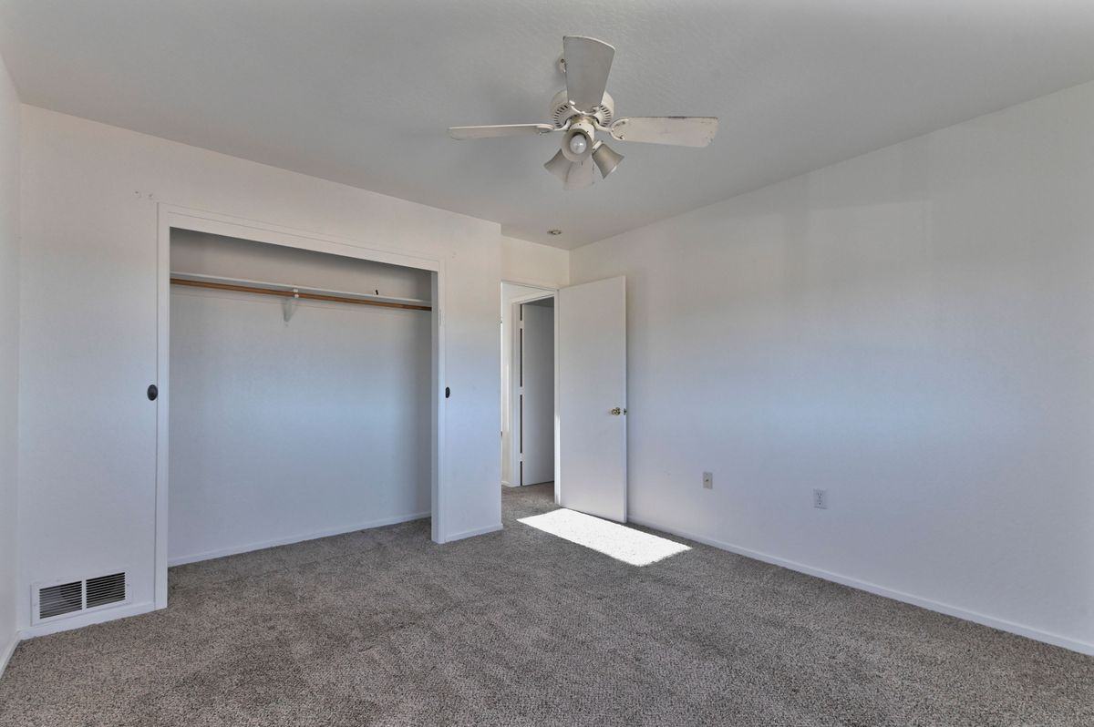 49 Gatewood Ave - Photo 6 of 8