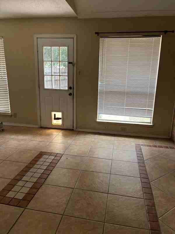 6702 Secession Ln - Photo 6 of 12