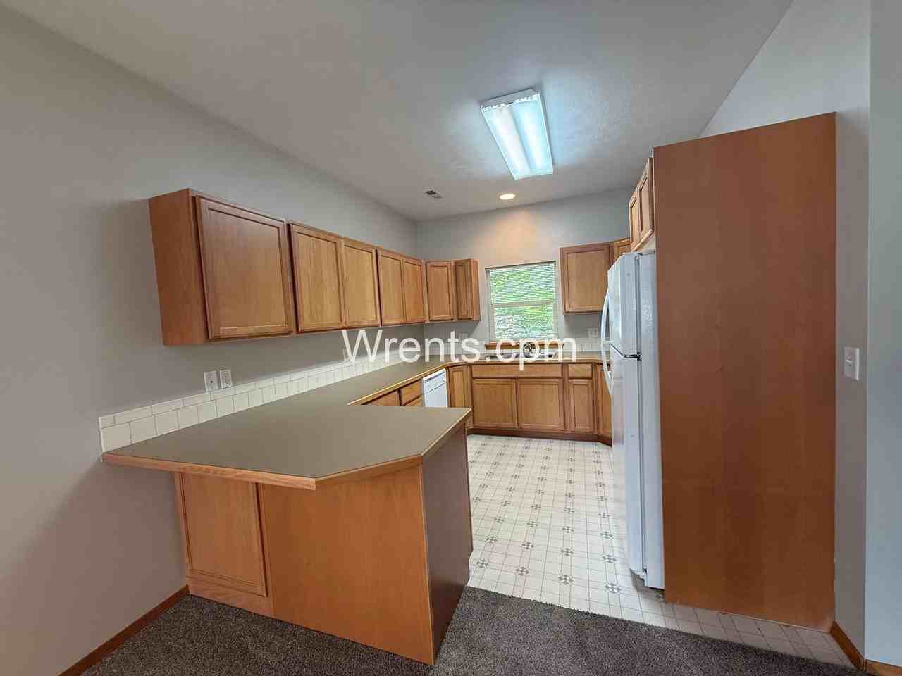 425 W 14th Ave - Photo 4 of 19