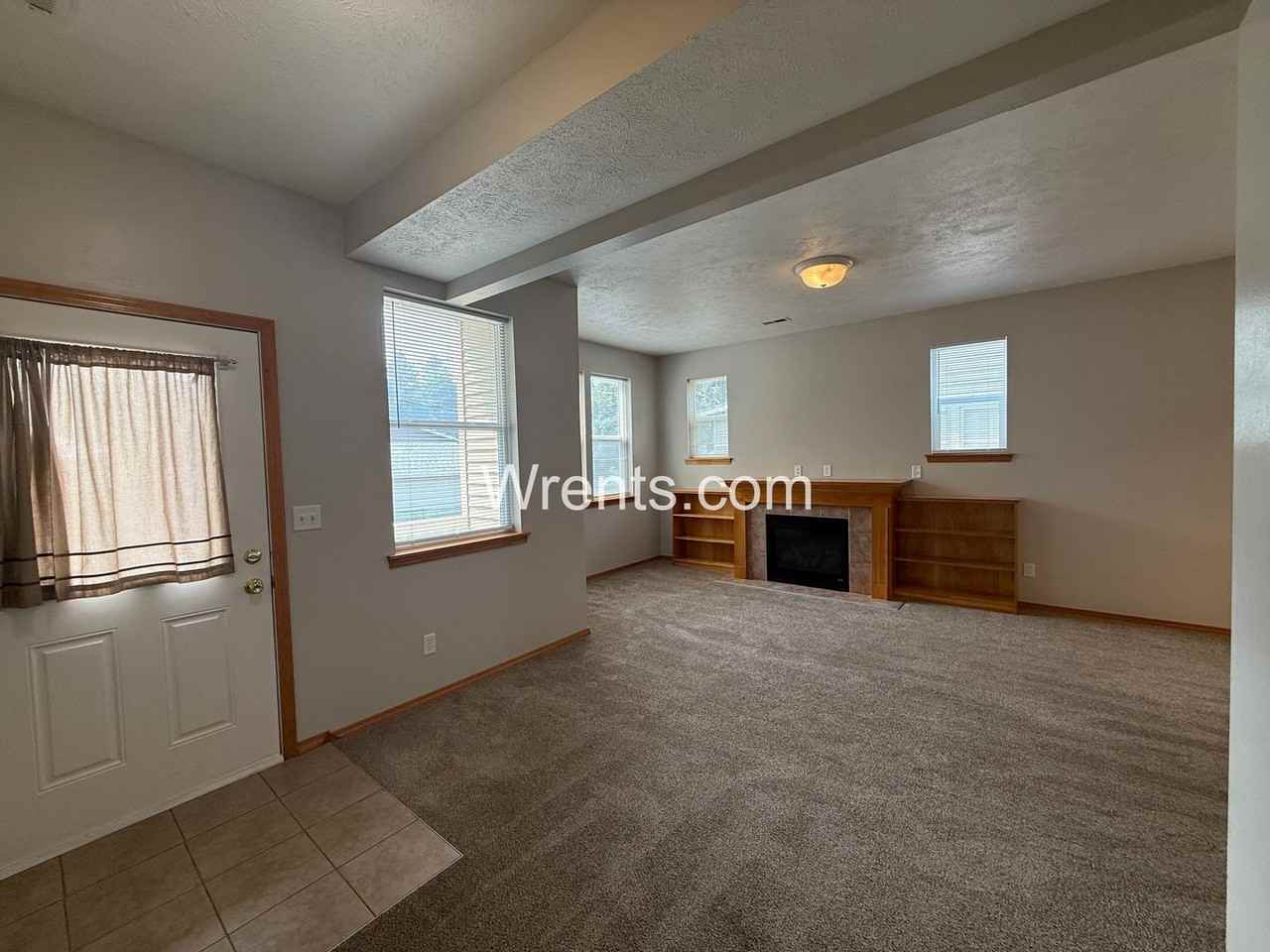 425 W 14th Ave - Photo 7 of 19