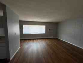 395 Luella St N - Photo 1 of 1