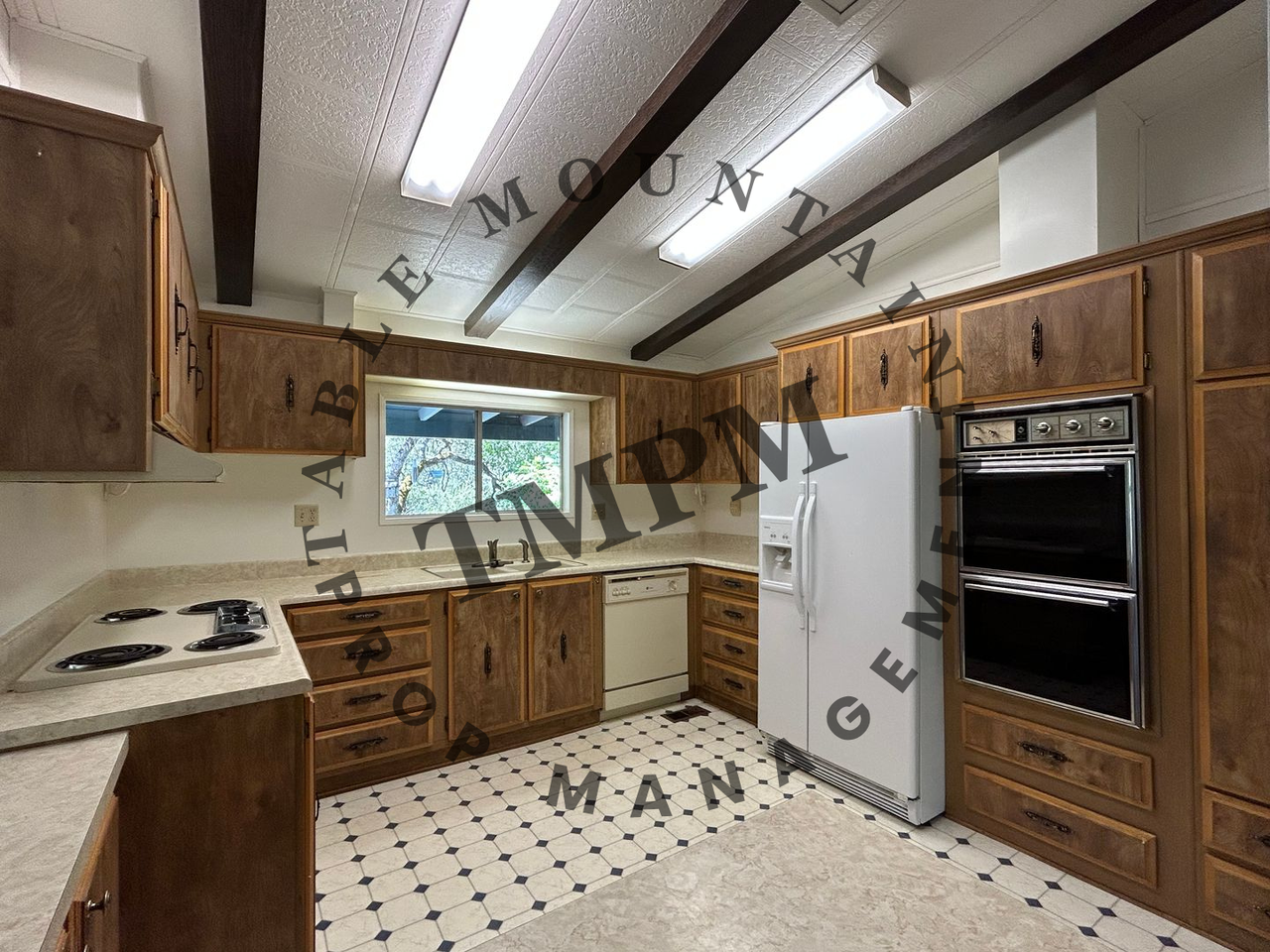 373 Lodgeview Dr - Photo 6 of 21