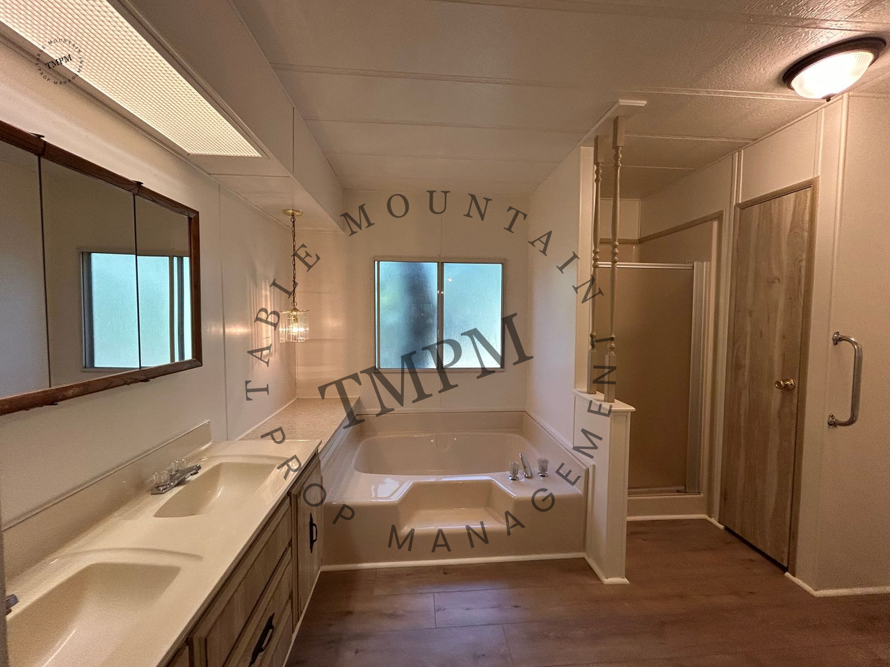 373 Lodgeview Dr - Photo 7 of 21