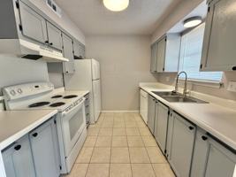featured image of 1201 Lakecrest Dr