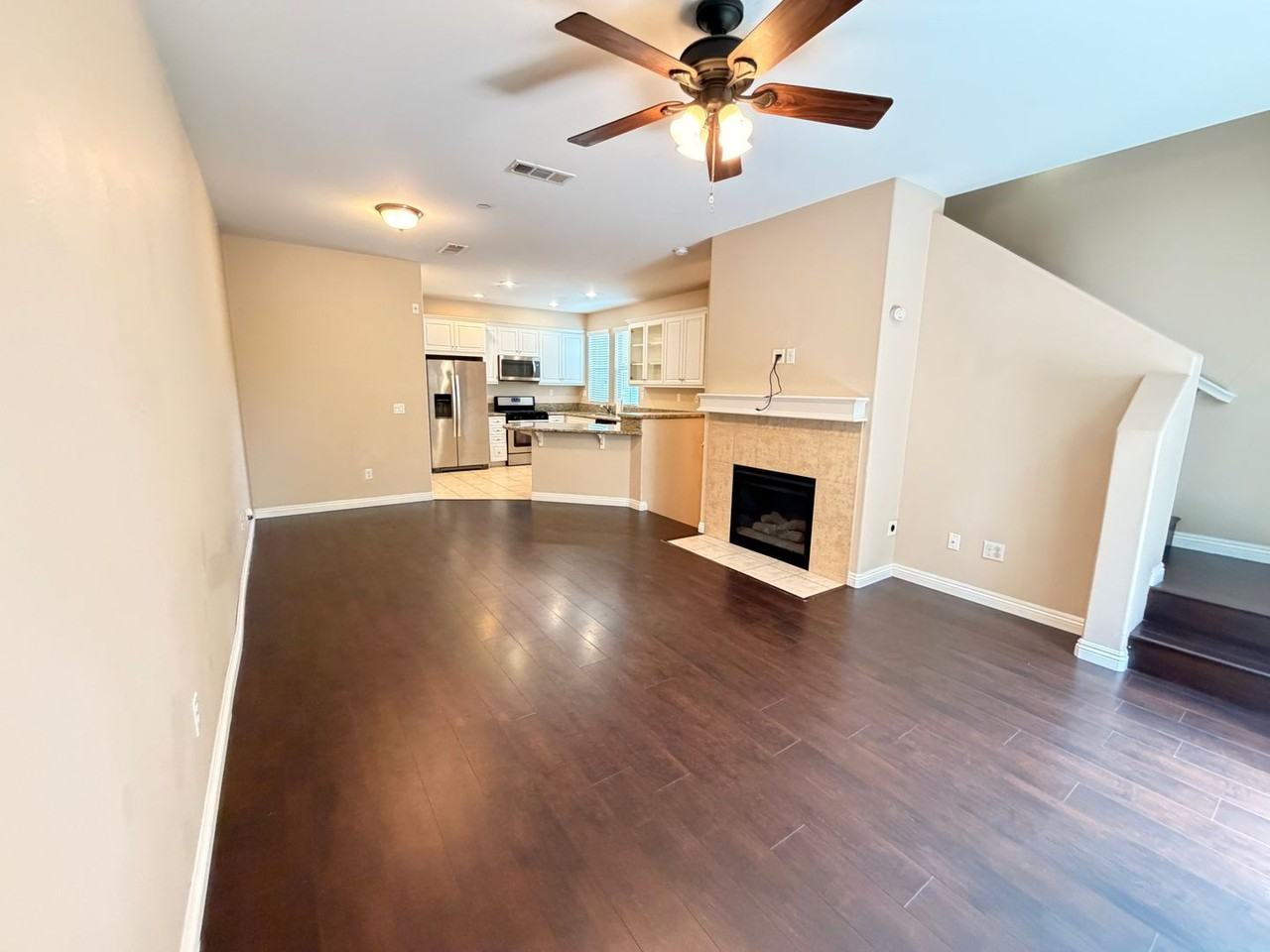 1831 Crimson Ct #8 - Photo 4 of 28